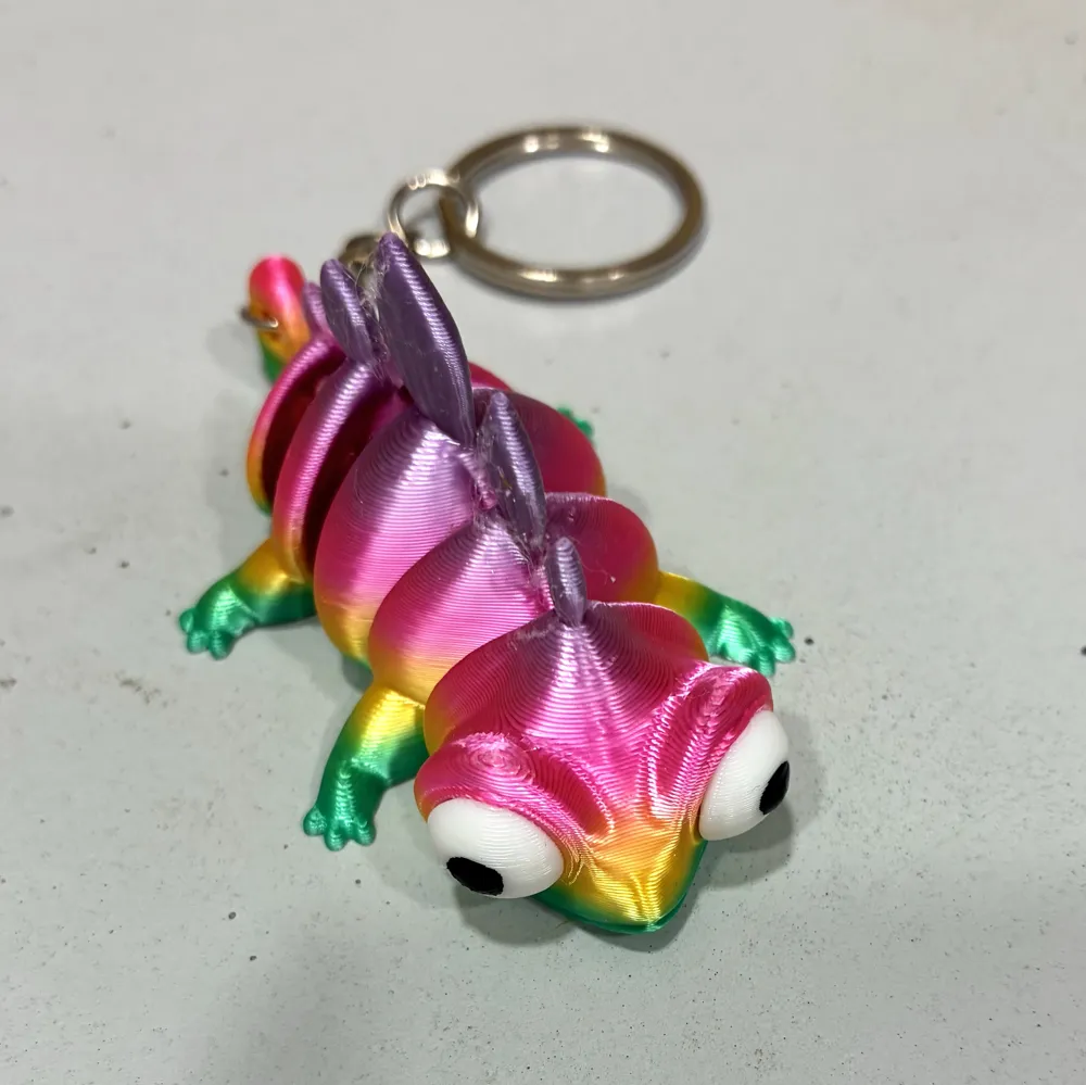 Lizard Key Articulated cute Lizard keychain - Free 3D Print Model - MakerWorld