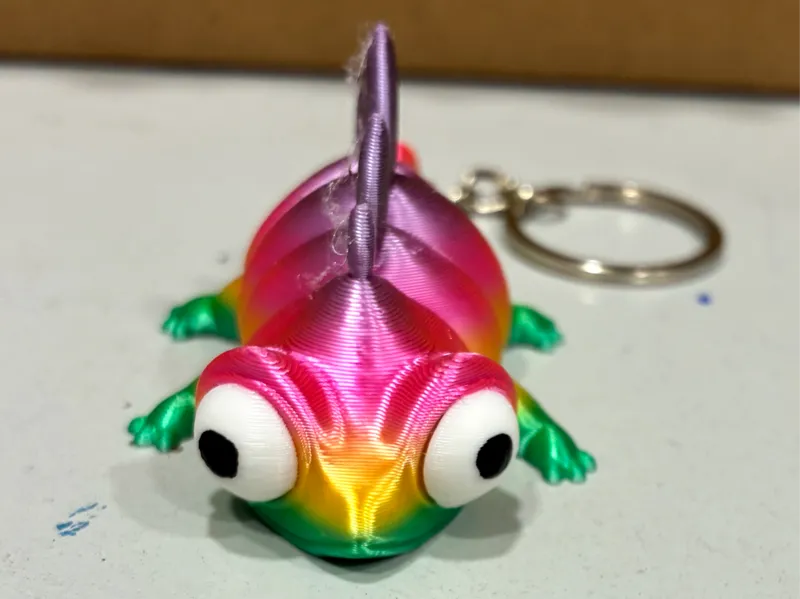 Articulated cute Lizard keychain