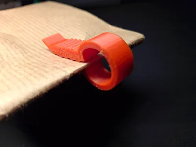 Simple bag clip