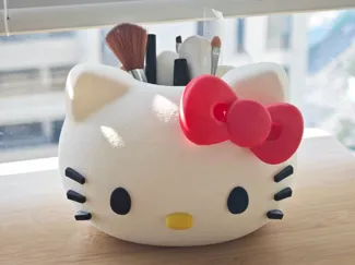 Hello Kitty 化妆笔收纳桶