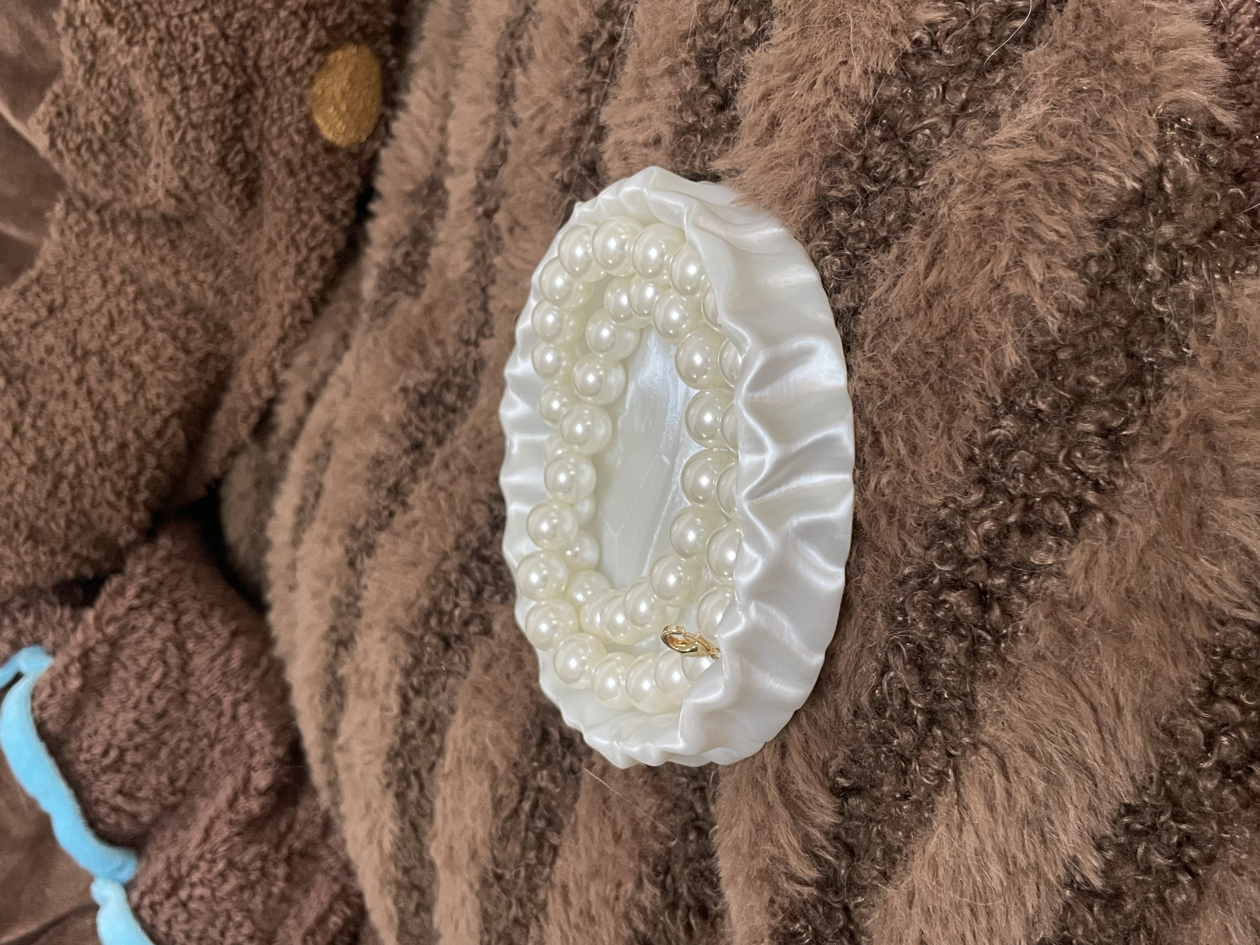 Miniatura 1 do modelo 3D 褶皱丝绸收纳盘