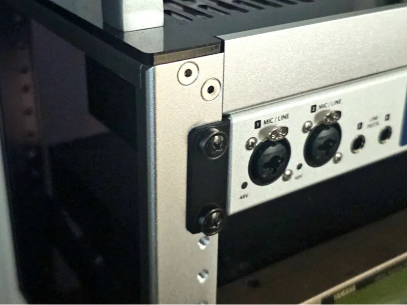 10 IN RACK EAR - RME UCX II FIREFACE 