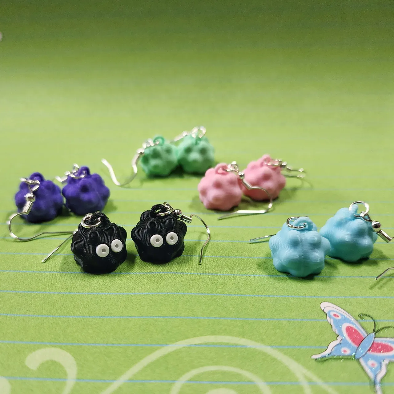 Soot Sprite & Konpeito Straw Tops, Earrings, Beads view 3