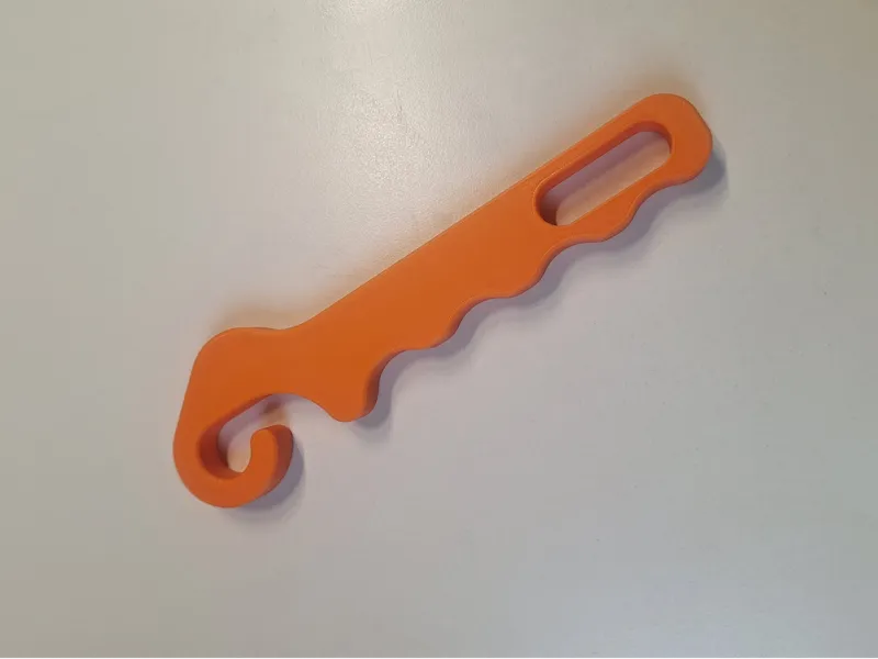 Electric cattle fence hook
