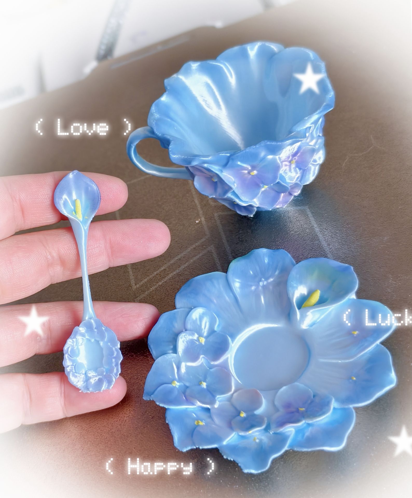 Miniatura 3 do modelo 3D 紫阳花绣球马蹄莲花朵茶具杯子碟子勺子装饰摆件