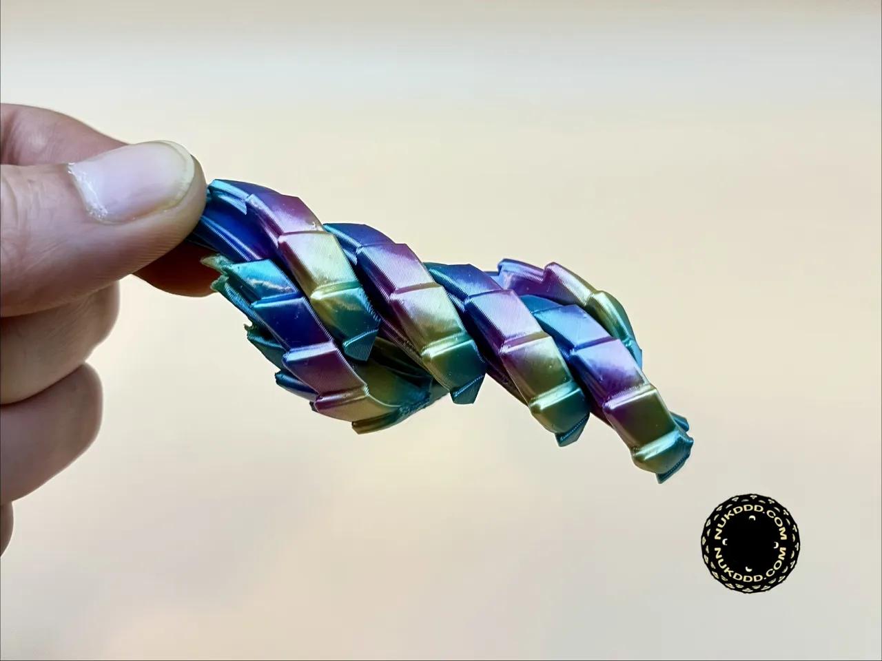 Twisty Micro Dragon Egg Fidget view 3