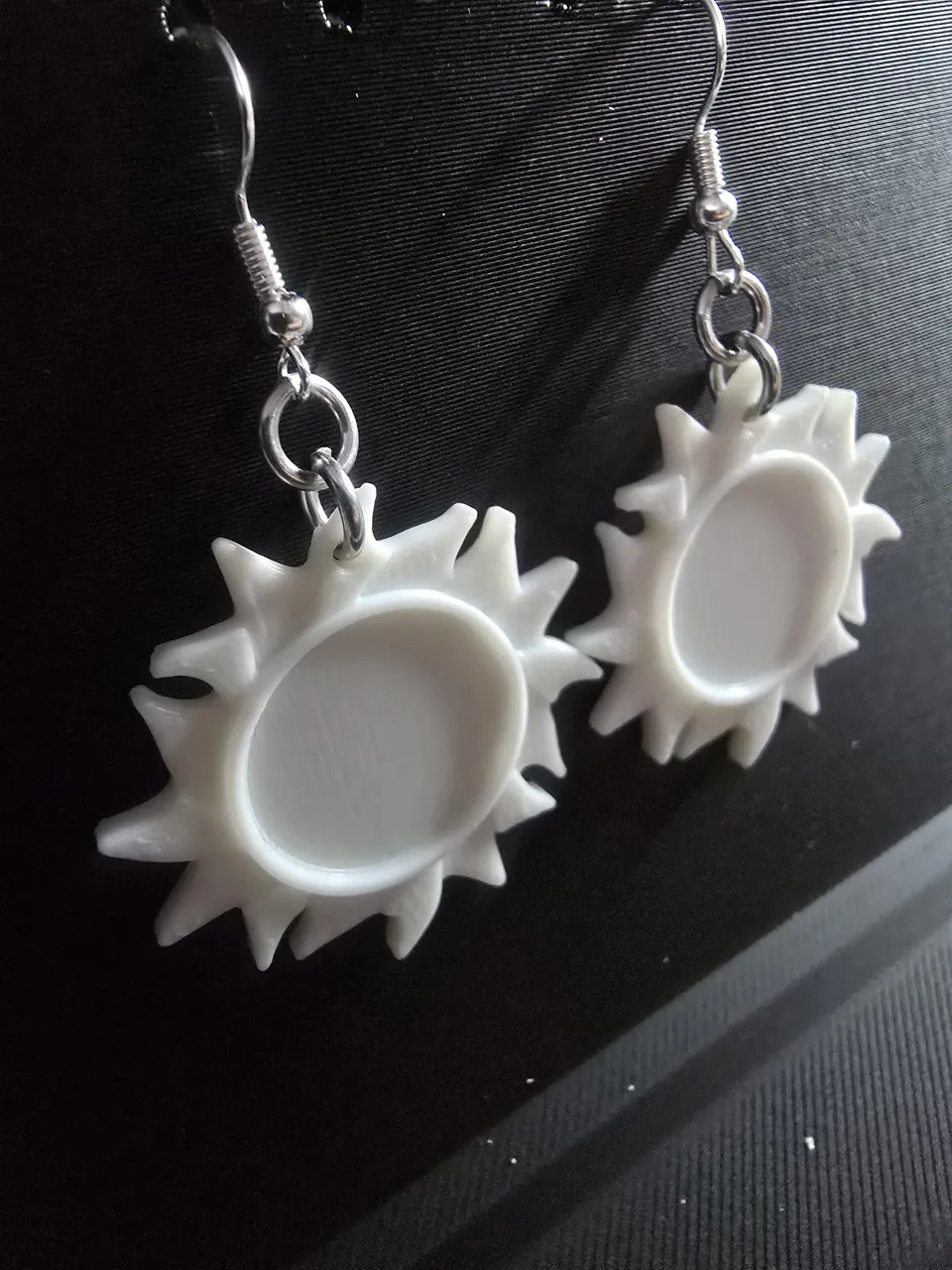 Sun Earrings-pendant view 4