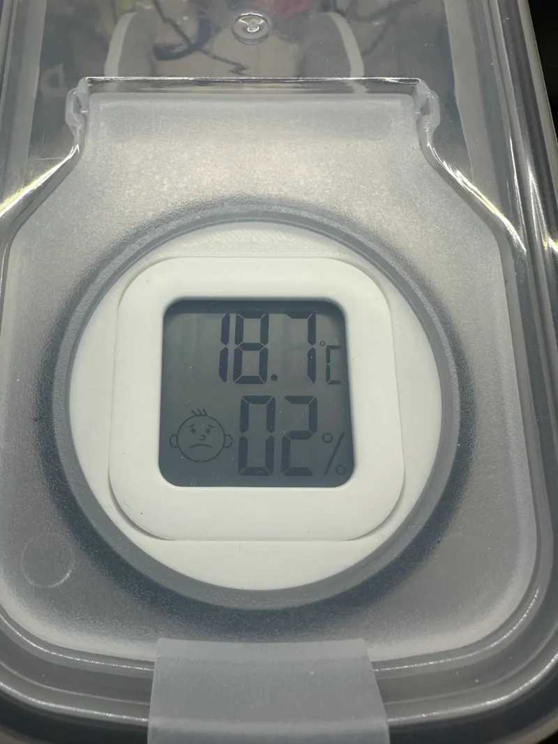 Hygrometer Holder for 4L Grain Boxes
