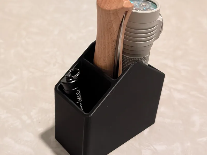 Minimalist Desk Organizer for PC Builders  Makers
