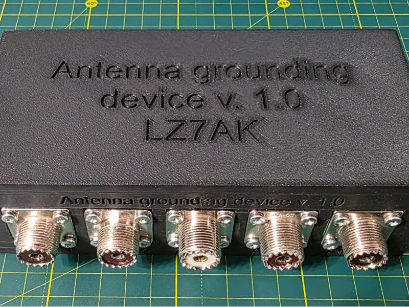 Antenna grounding device v. 1.0