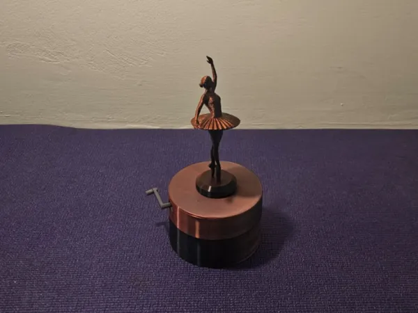https://makerworld.bblmw.com/makerworld/model/USc6fc3d2d9f51c2/design/2025-10-06_c6173113562ed.jpeg