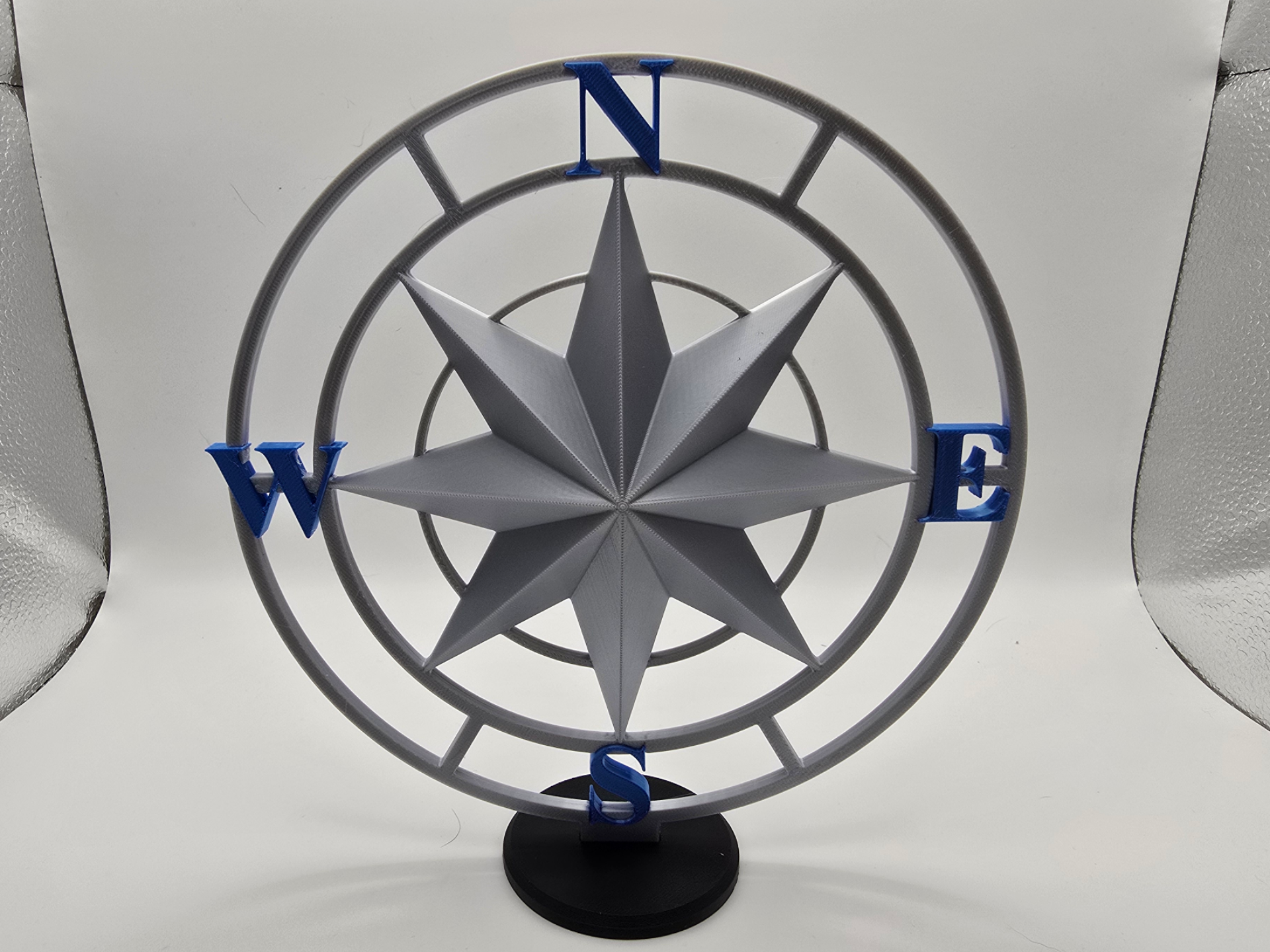 Compass Rose Table Decoration