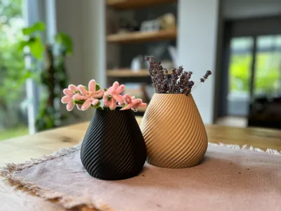Spiral Twist Vase | Modern Decorative Flower Vase