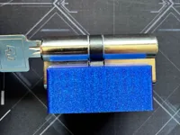 0.2mm layer, 2 walls, 25% infill