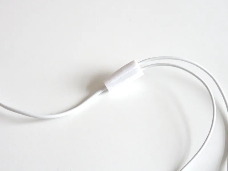 Cable junction for Apple EarPods