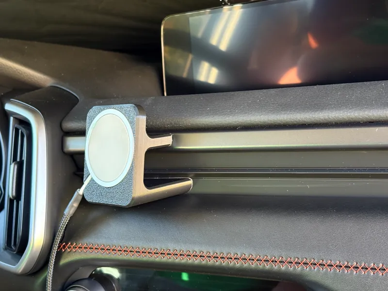 Mazda CX-50 MagSafe Mount