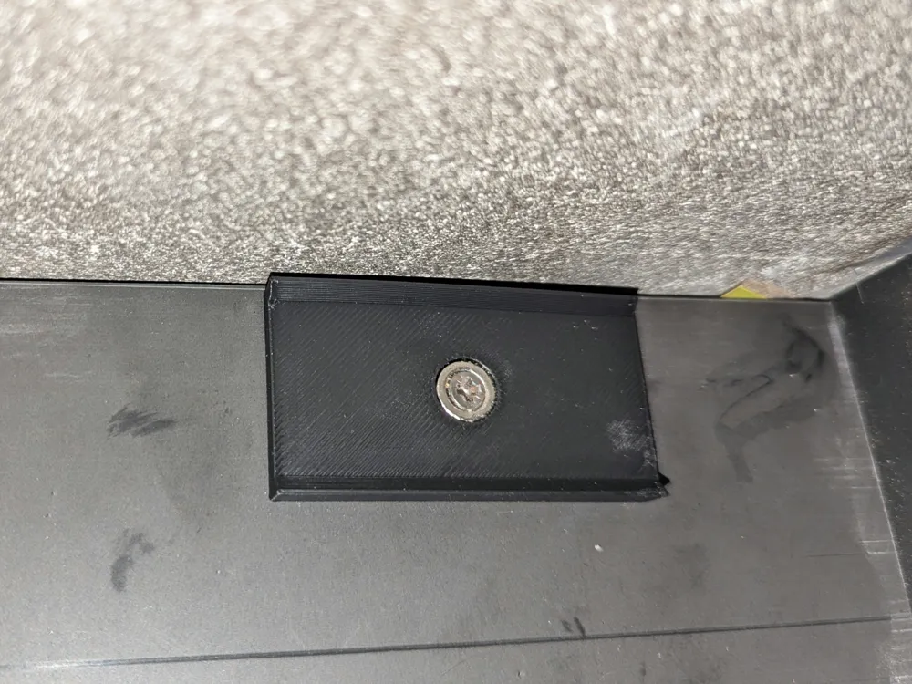 Magnetic Key Box with Base - Free 3D Print Model - MakerWorld