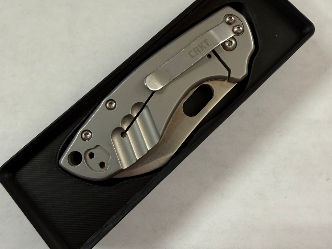 Gridfinity bin for CRKT Pilar