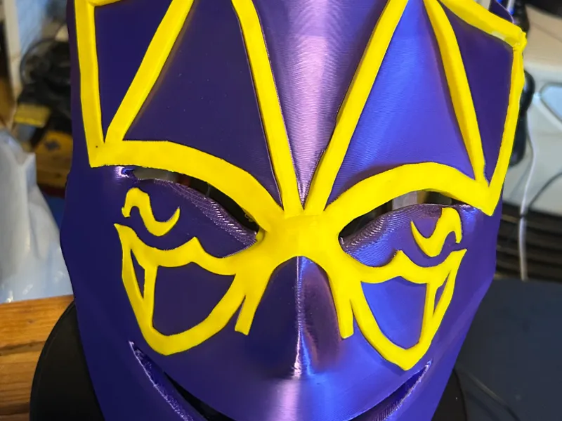 オバロ 悪魔側のメイドさん達が似た仮面をつけていた?