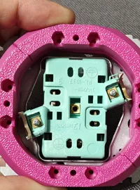 Boîtier électrique pour cloison en placo — photo 5