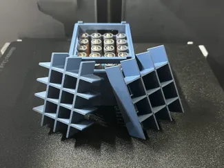 Stapelbare Minikisten für Batterien & Kleinteile