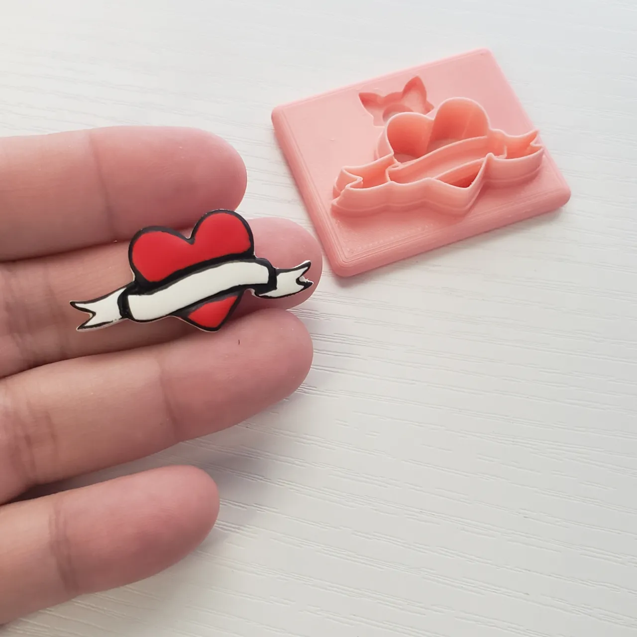Heart Scroll Tattoo Style Clay Earring Cutter view 2