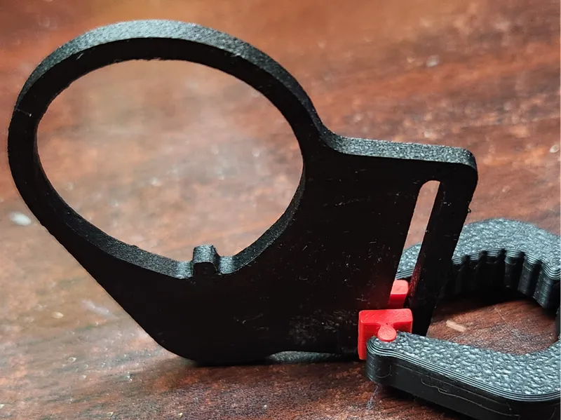 End Plate with Sling Attachment Point