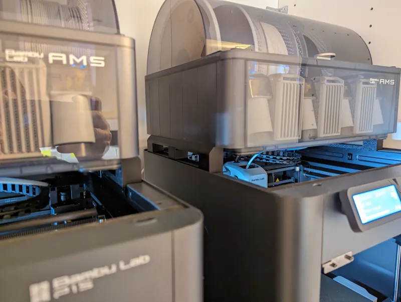 Simple AMS Holder / Riser (no supports needed)