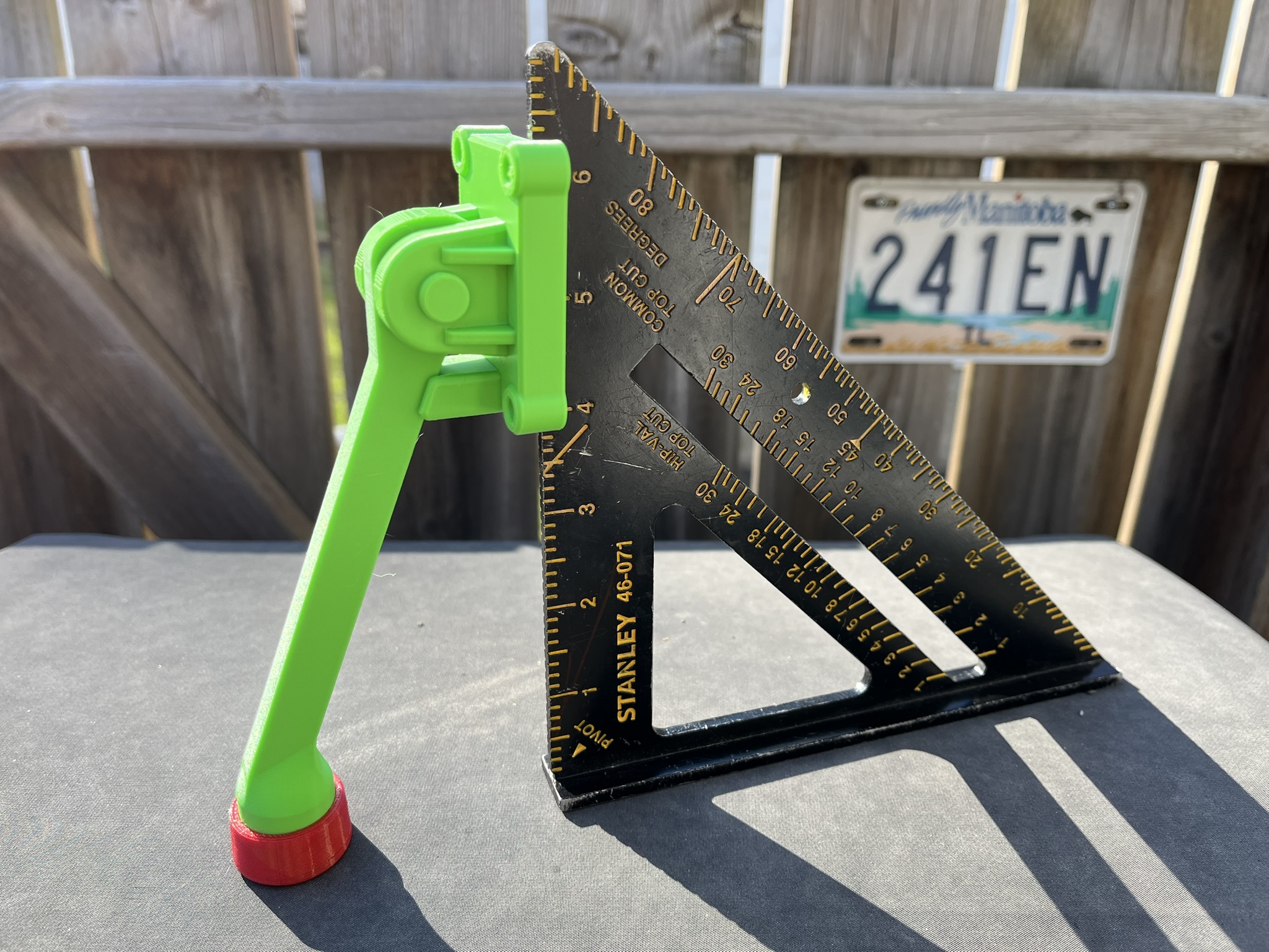 Miniatura 1 do modelo 3D Flip Down Door Stop - RV Version Request