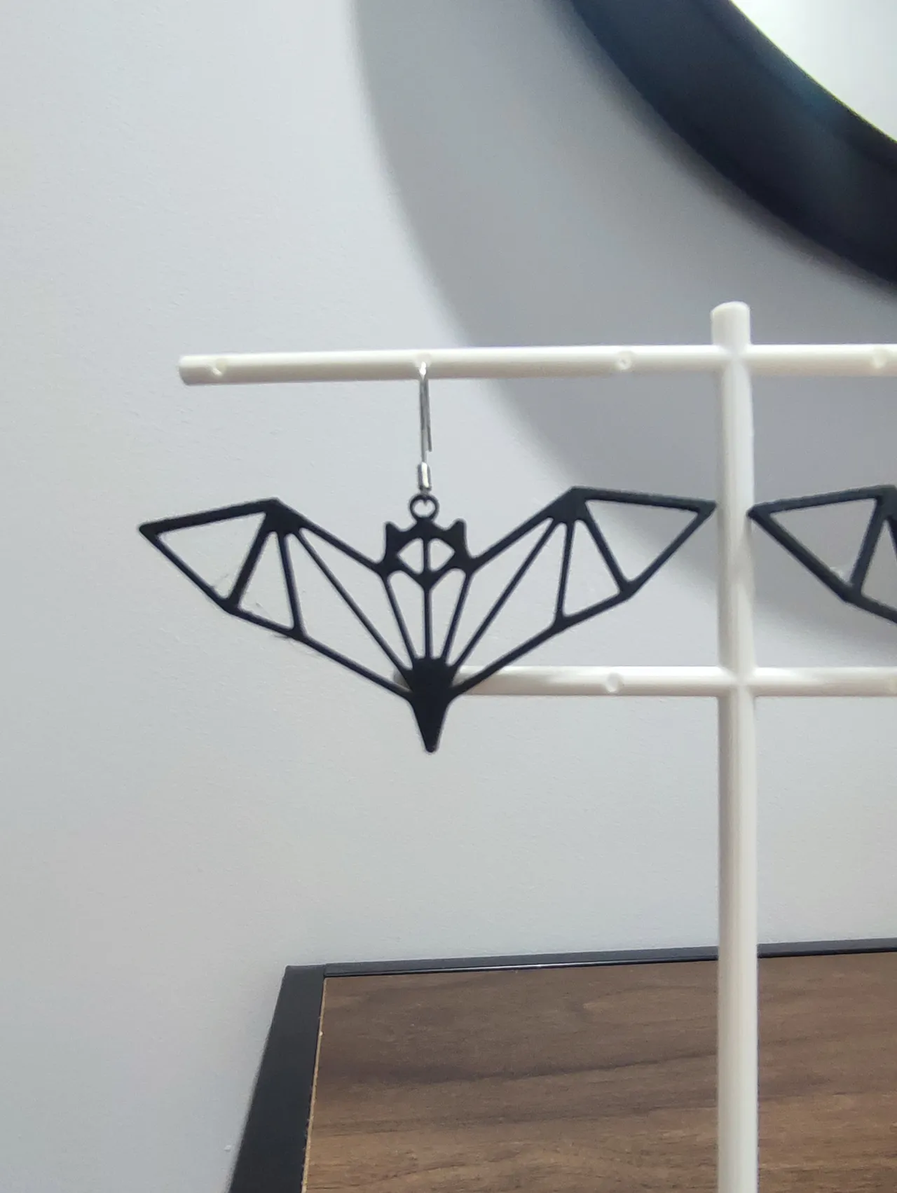 Aretes Drácula en Origami view 4