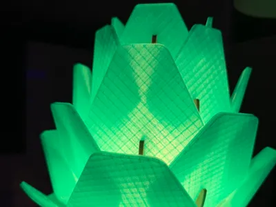 Pinecone Lamp E-14