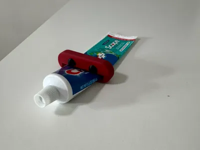 Toothpaste Squeezer