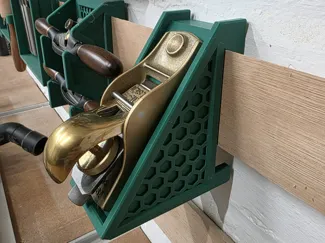 Holder for Lie-Nielsen Bronze LowAngle Block Plane