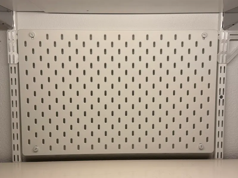 IKEA Skådis peg board holder to Elfa