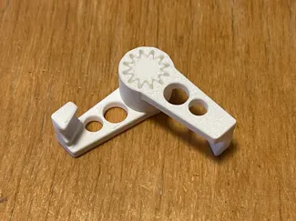 Adjustable LST Clip