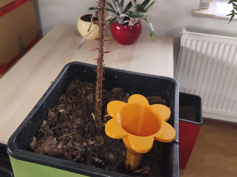 Petal Funnel Plant Watering Spikes