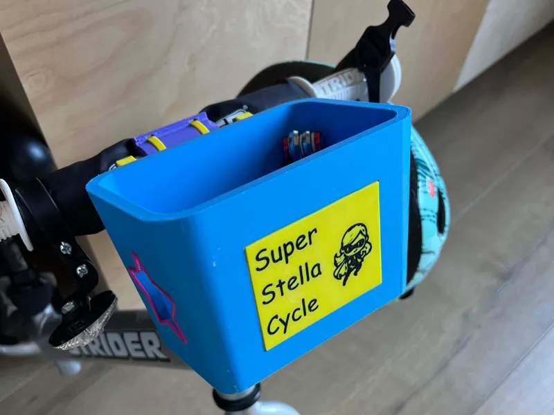Kids Bike Basket -- Removable Badge and Star