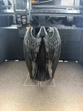 Figura decorativa: Lady Reaper — vista de referencia 3