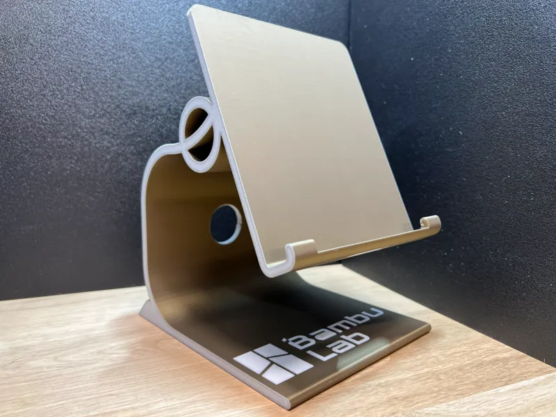 iPad/Tablet Ständer in modernem Design