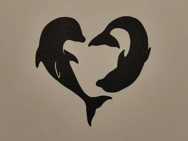 Silhouette murale cœur dauphins
