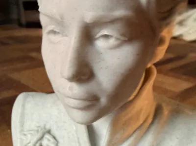Daenerys Targaryen bust