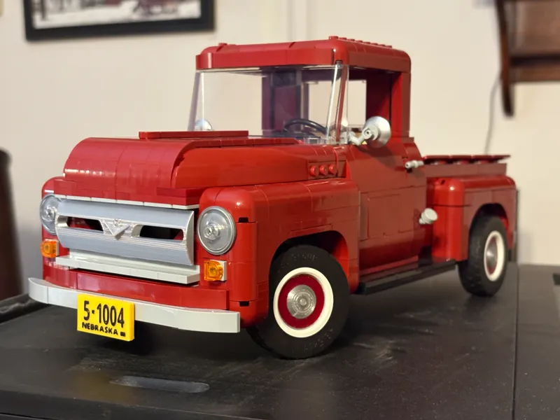 Brick compatible hubcaps for the 10290-1 - Pickup
