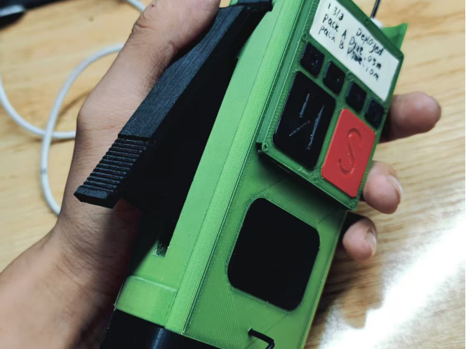 战地6 C4引爆器（可以按动！）