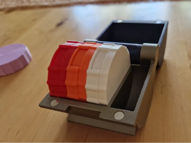 Pillenbox für die kleine Dose von FriphiFreak