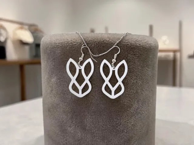 Minimal bunny earrings