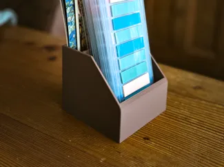 Sticky note and bookmark organizer