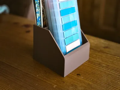 Sticky note and bookmark organizer