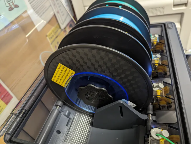 Adjustable Spool Holder Adapter