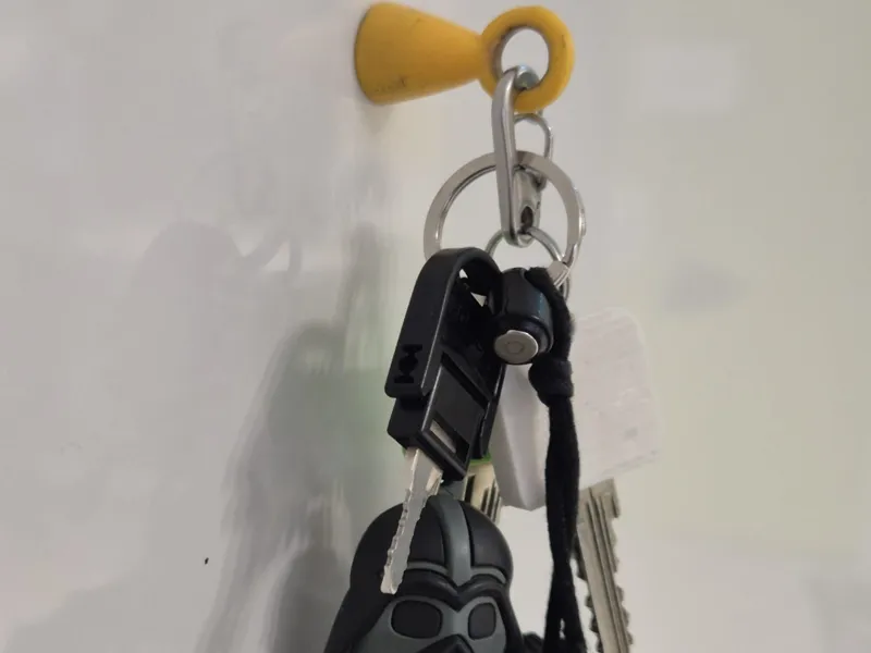 [Maison/Classe] Porte-clé aimanté multifonction