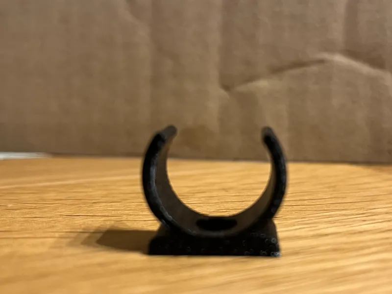Collier fixation 18 mm pour tube clipsable